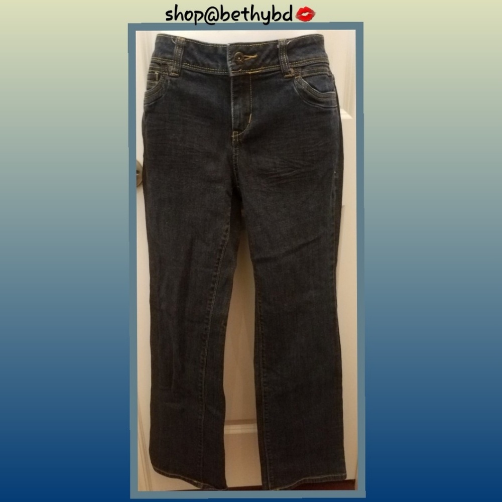 Vintage Y2K Simply Vera Vera Wang slight flare leg jeans